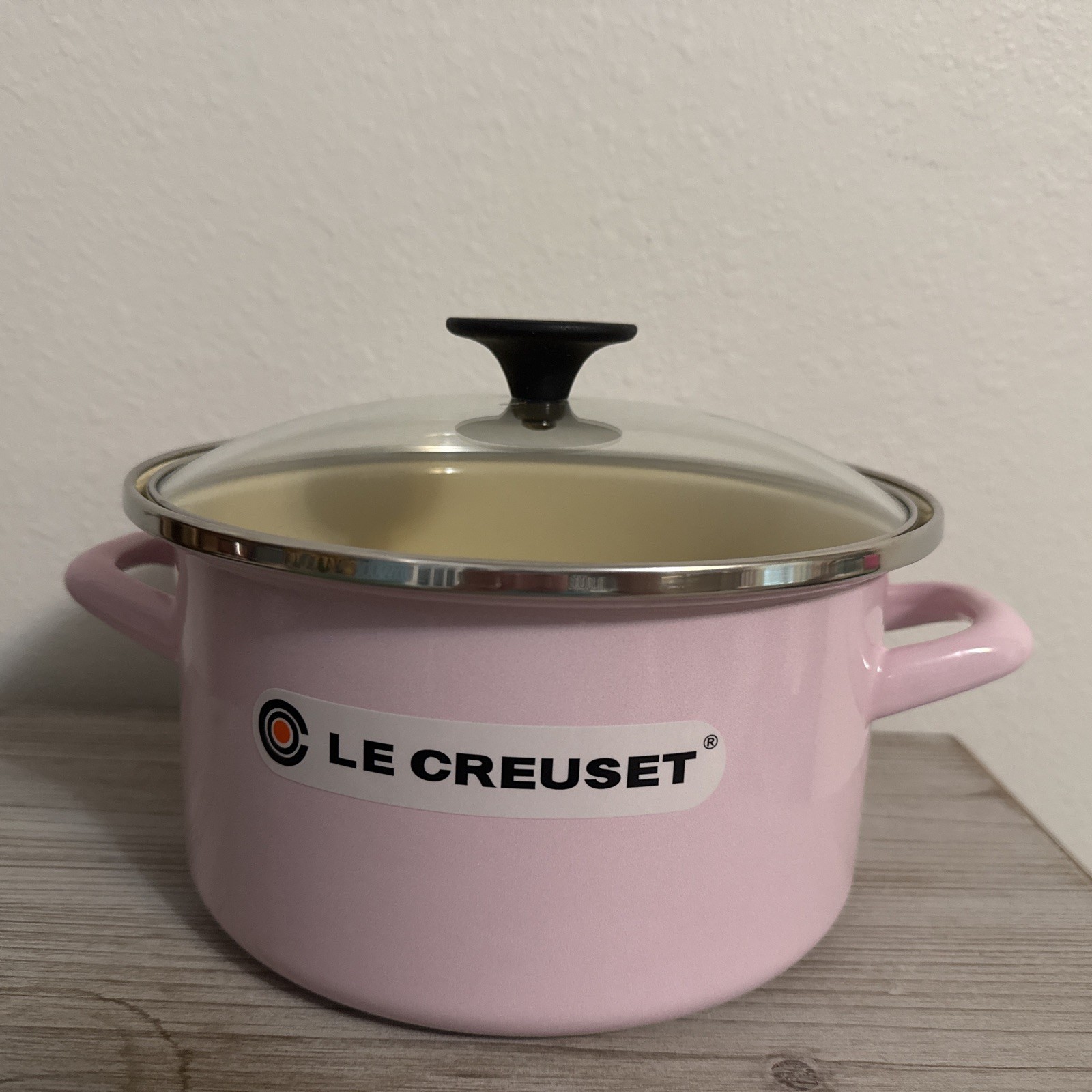 Brand New Le Creuset Stock Pot 3 7/8 qt Enamel on Steel Satin Pink in Retail Box