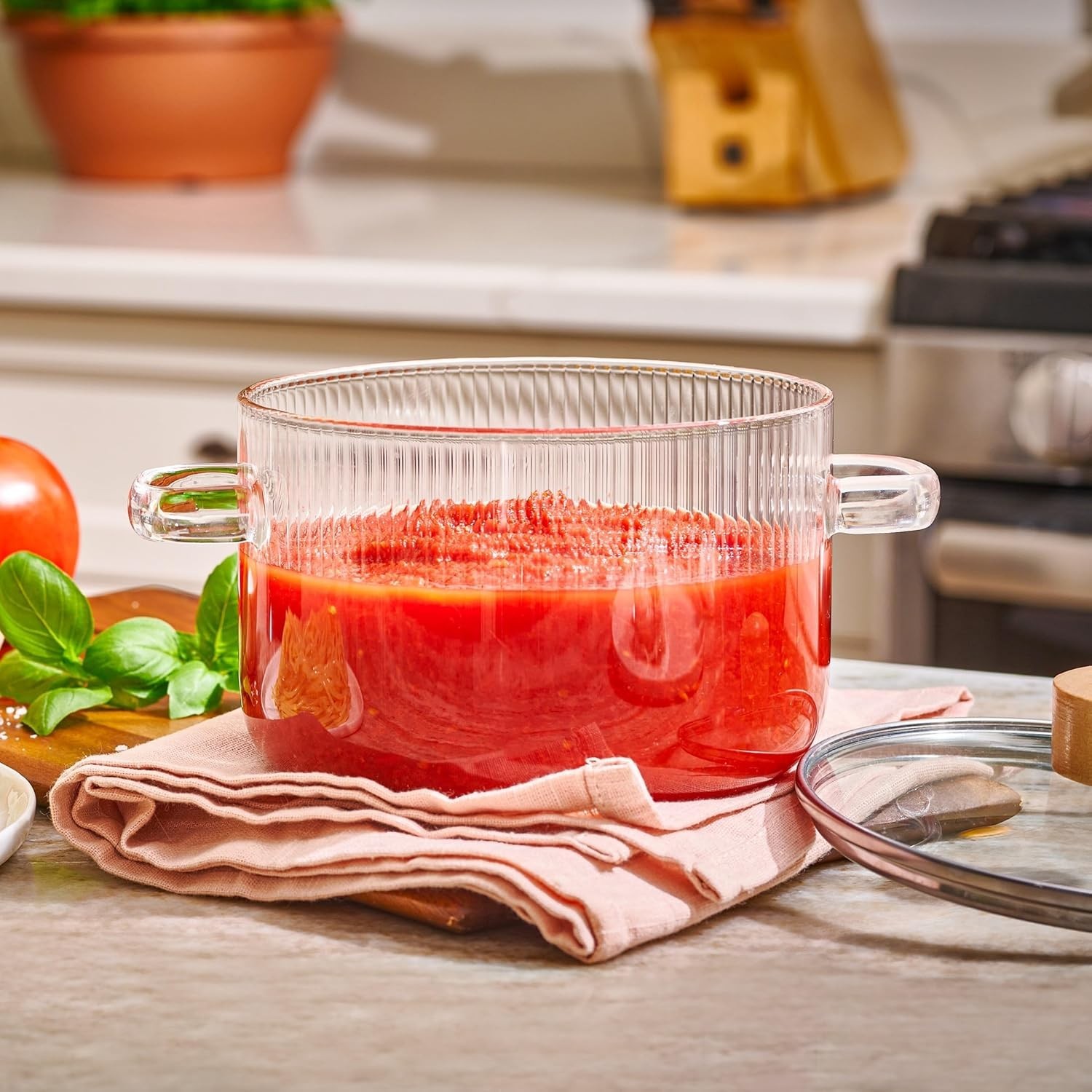 Glass Cooking Pot with Lid – 1.6L Heat-Resistant Borosilicate Cookware