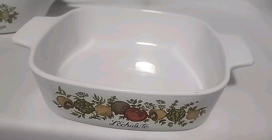 Vintage CorningWare Spice O’ Life Set of 3 (P-81-B 1Pt, P-82 1.5Pt & A-1-B 1Qt)