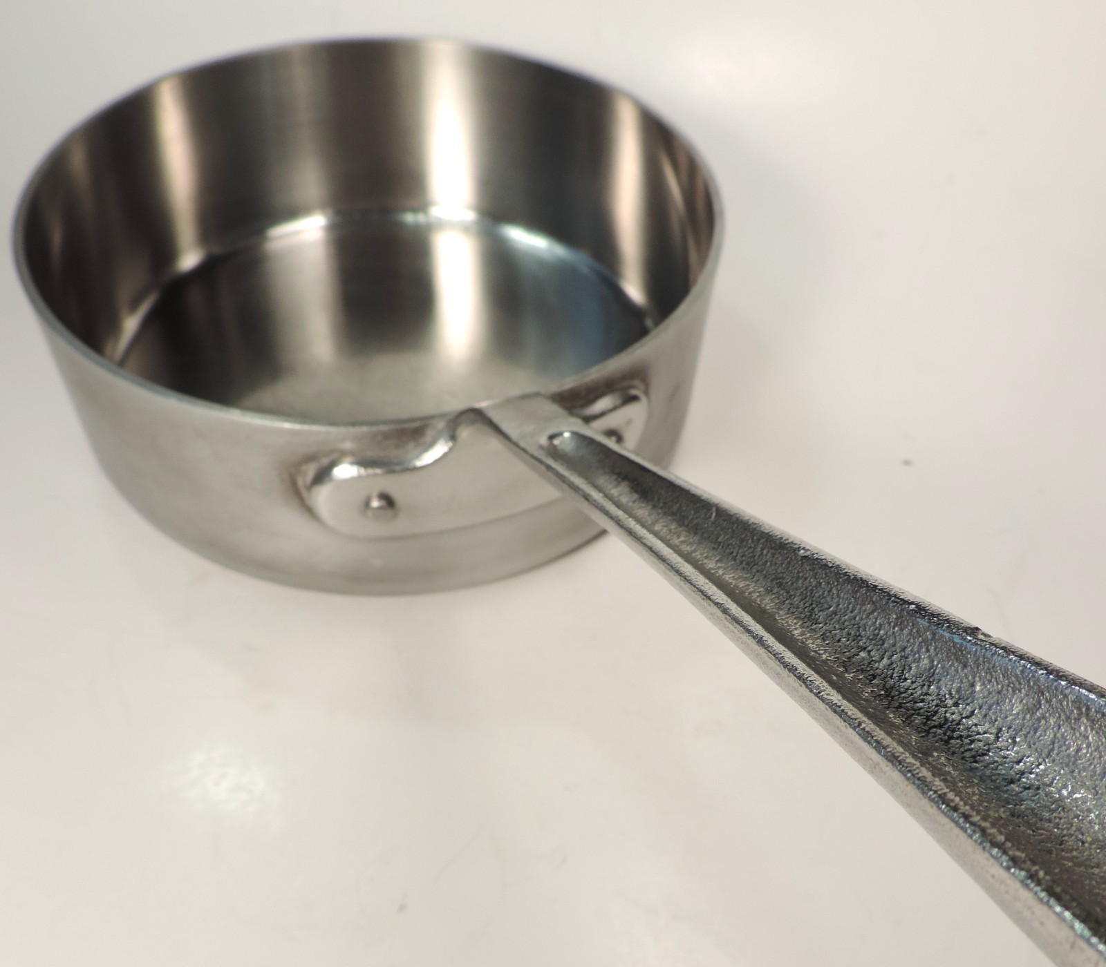 ALL-CLAD MASTER CHEF 2 1/2 QT SAUTE PAN (SAUCE PAN) (NO LID)