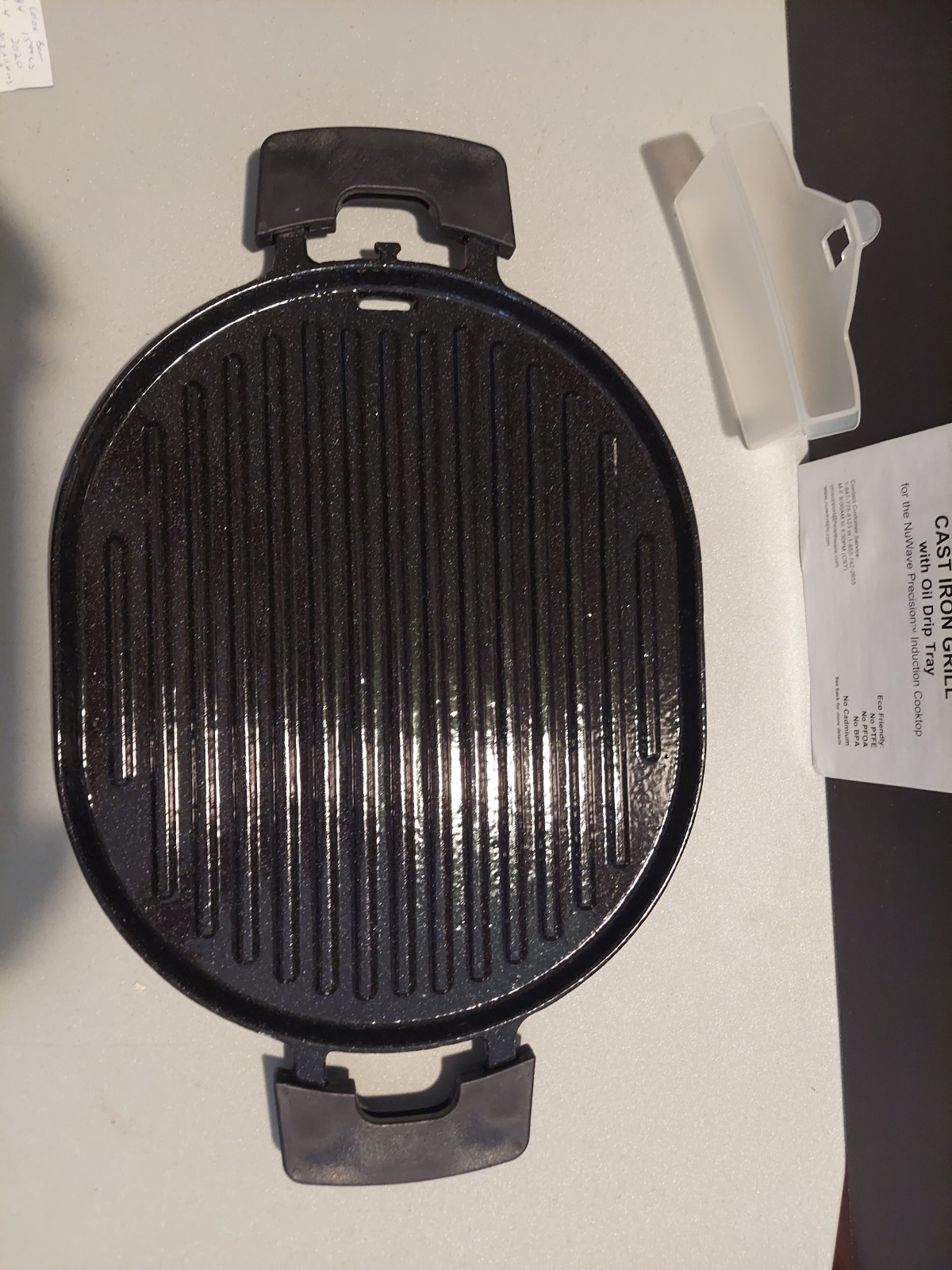 NuWave 2 pcs. Cast Iron Griddle 10.5″ Rd. & Cast Iron Grill #31104A 16.5″L