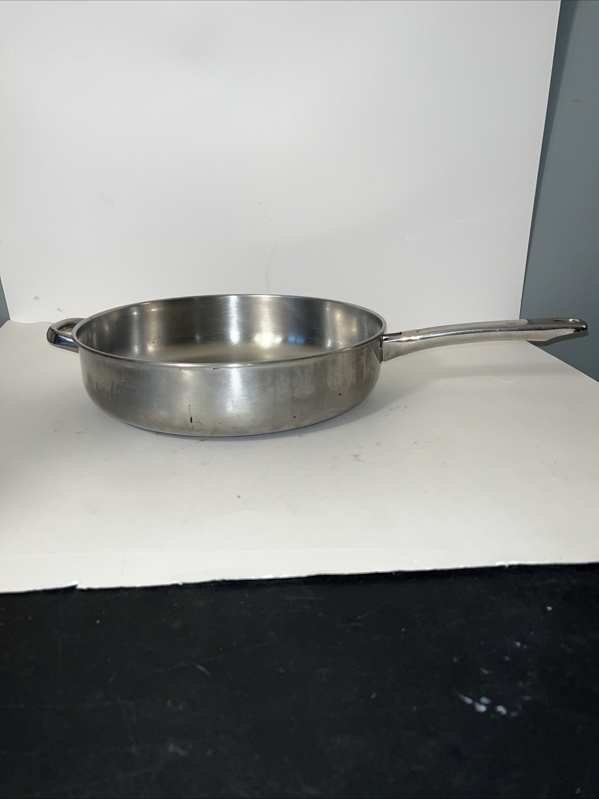 CHEF’S PRIDE INTERNATIONAL ALUMI STAINLESS TRI PLY BASE CUISIN WARE Frying Pan