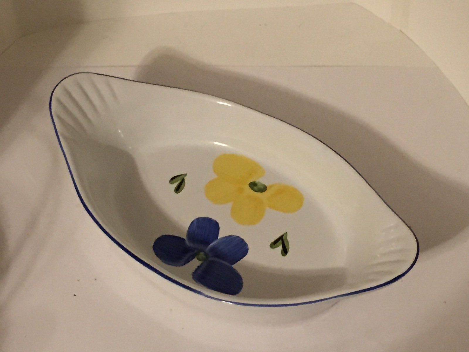 Nice Oven to table casserole dish colorful floral design hand painted Portugal