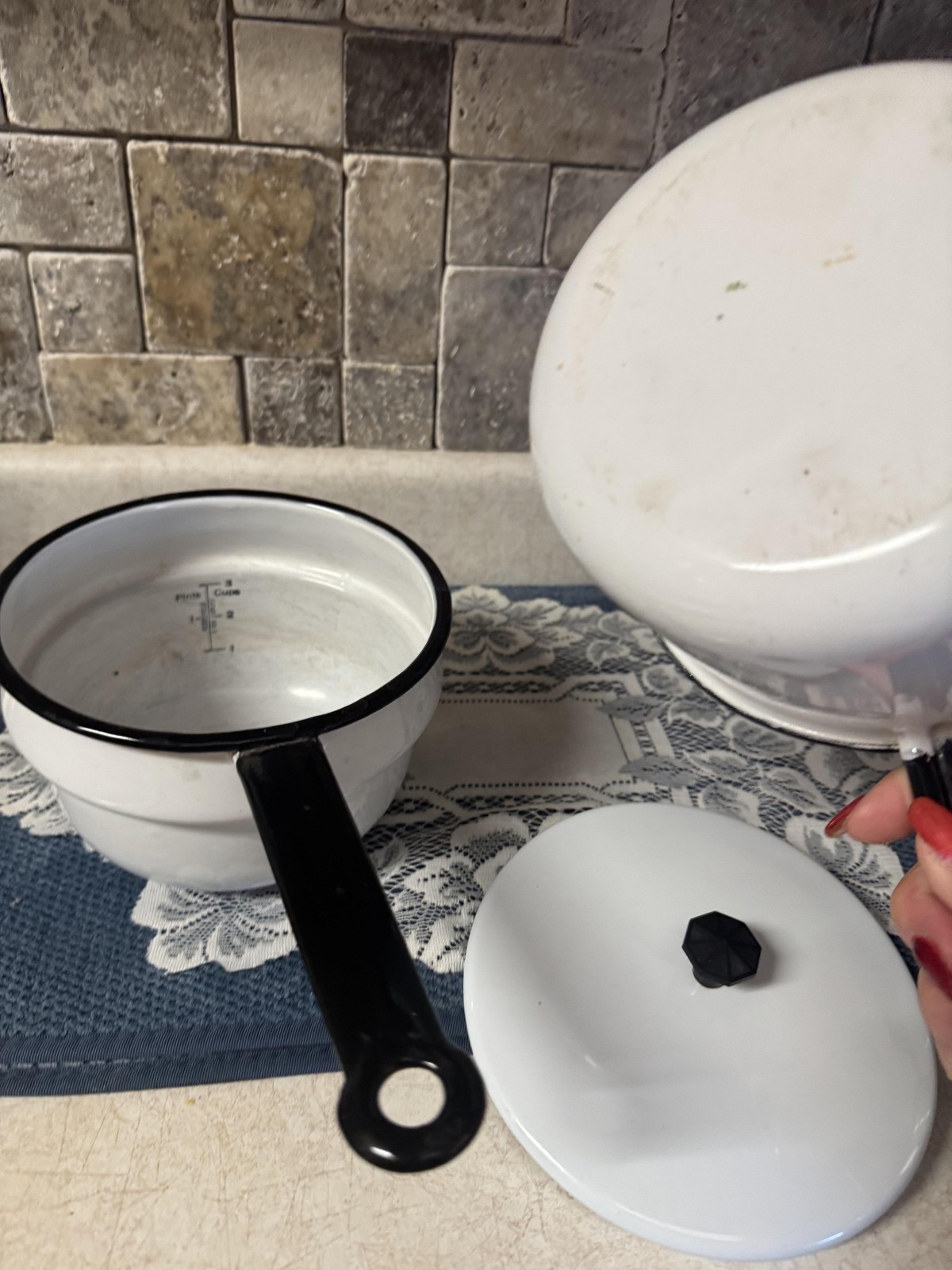White Enamelware 2-Piece Saucepan Pot Set Lids Black Trim Liter Markings Kitchen