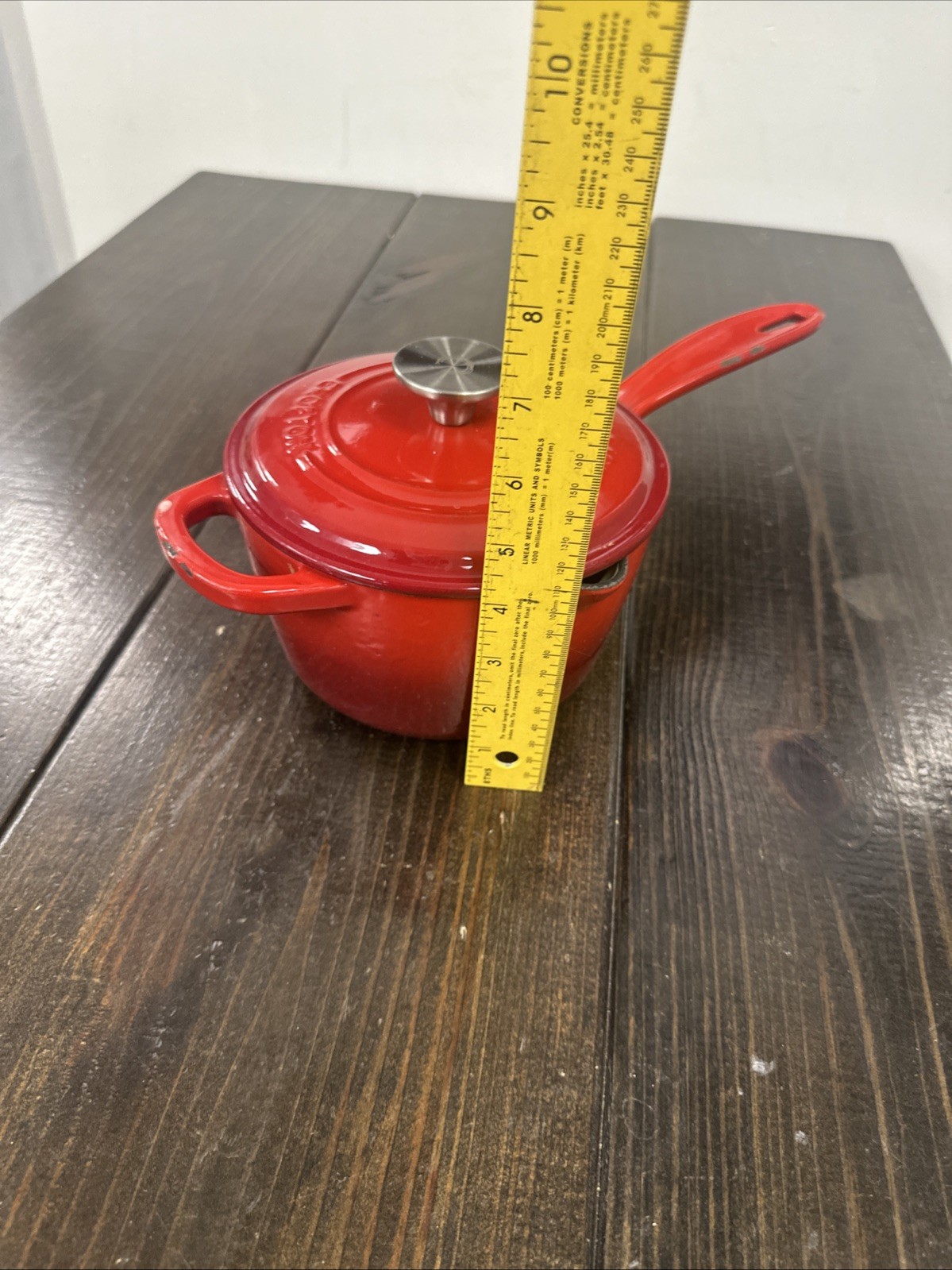 Crofton 1.75 Qt Cherry Red Ombre Enameled Cast Iron Saucepan Pot With Lid READ