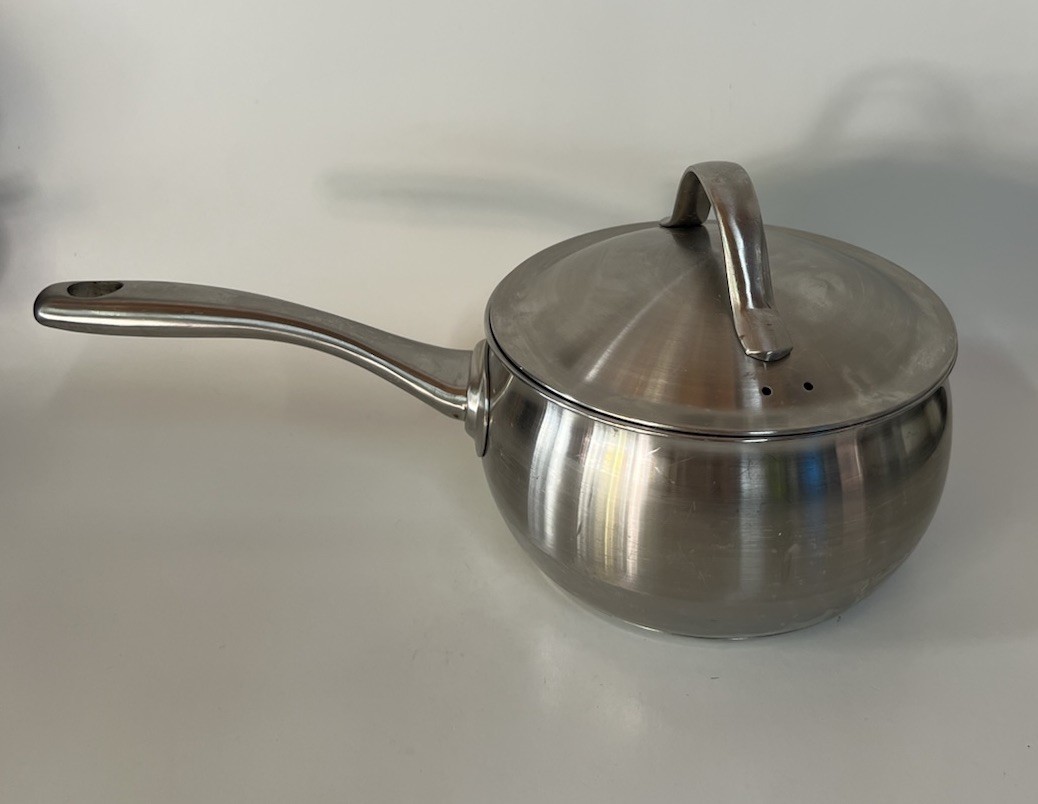 Wedgwood Everyday Stainless Steel Saucer Pan 1.5 Liter With Lid.