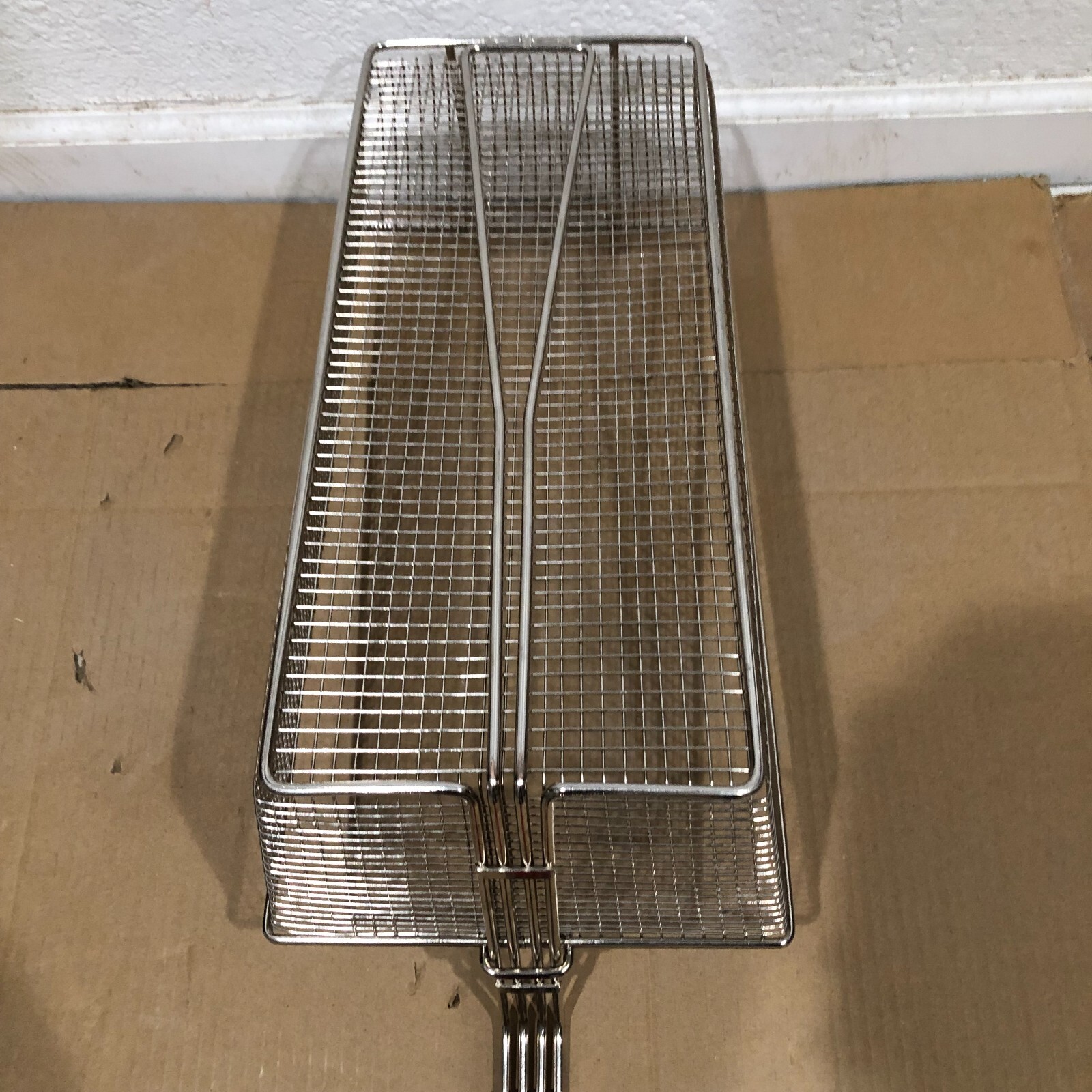 TWIN WIRE FRYER BASKET DEEP FRYING, 17.5″L x 9″W x 6″H, NEW FREE SHIPPING