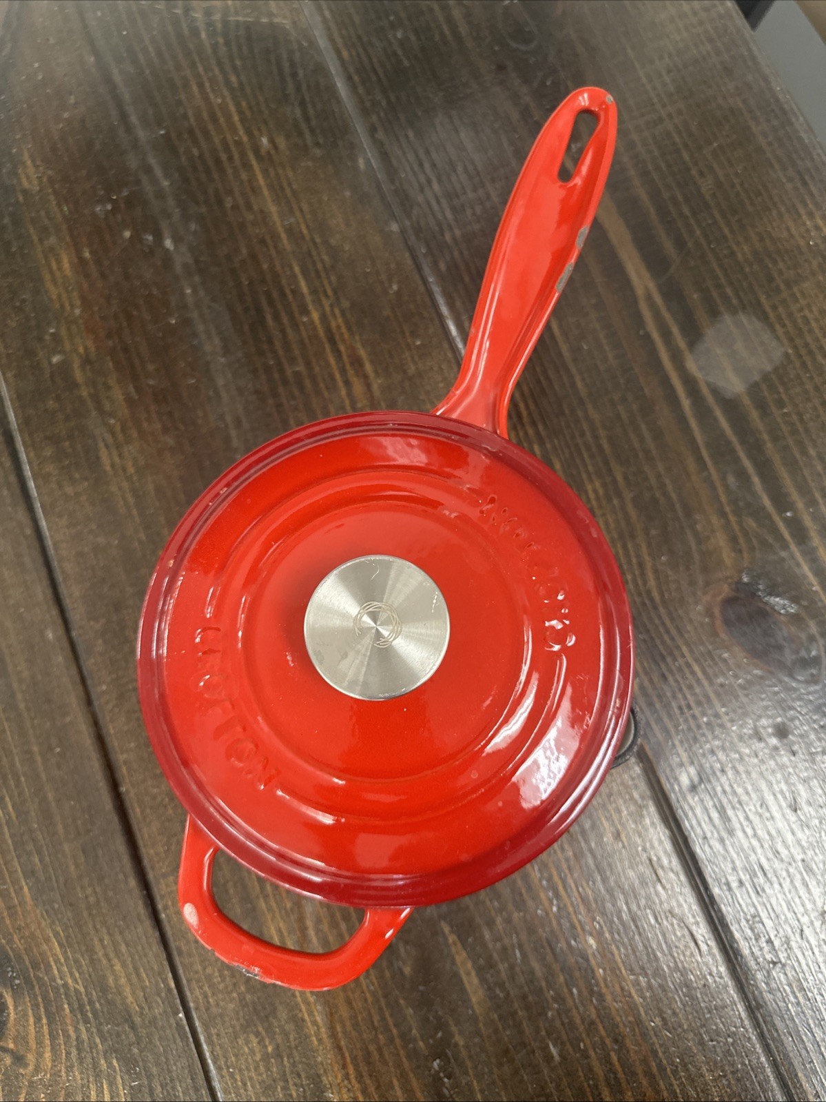 Crofton 1.75 Qt Cherry Red Ombre Enameled Cast Iron Saucepan Pot With Lid READ
