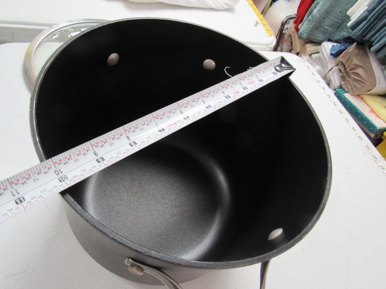 Calphalon 808 Stockpot-8 Quart PFOA free Stock Pot w/ lid
