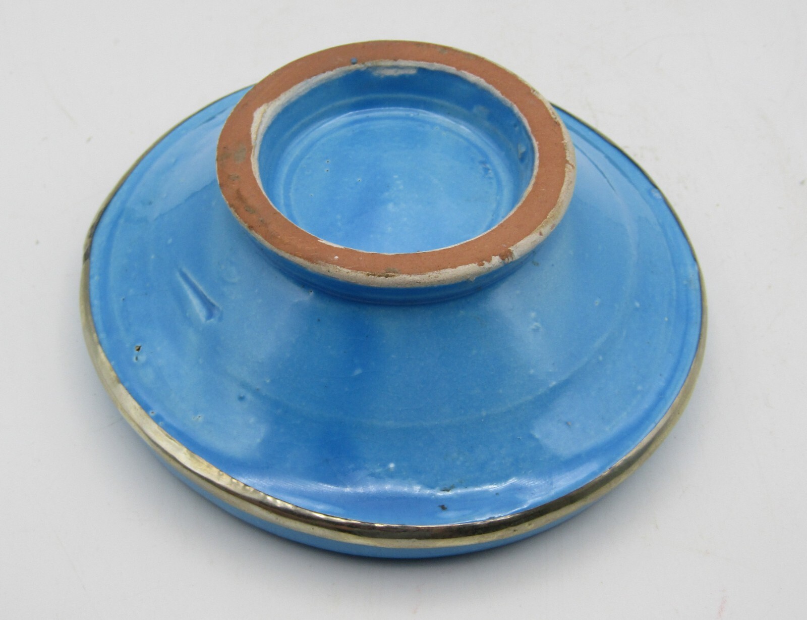 MOROCCAN HANDCRAFTED CLAY POTTERY TAGINE w/NICKEL SILVER OVERLAY (4.25″)