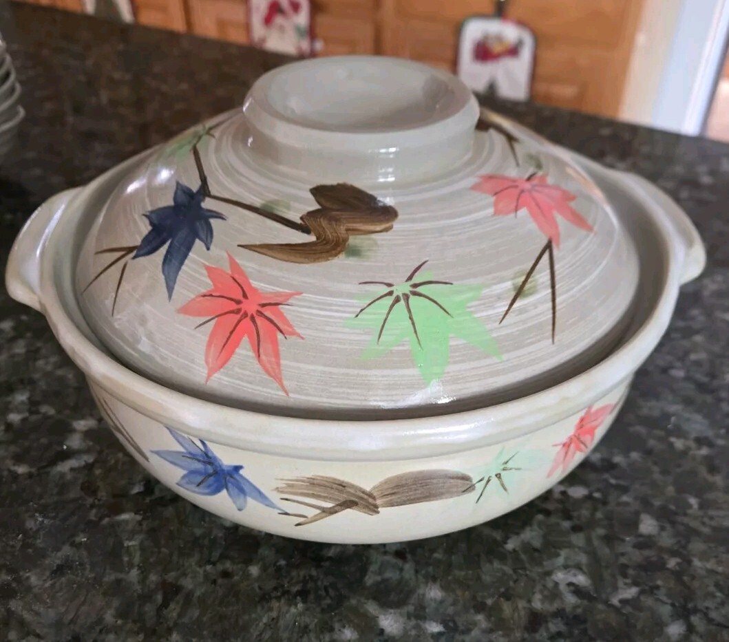 Kotobuki Japanese 10″D Earthenware Donabe Pot Lid Casserole and 5 Bowls