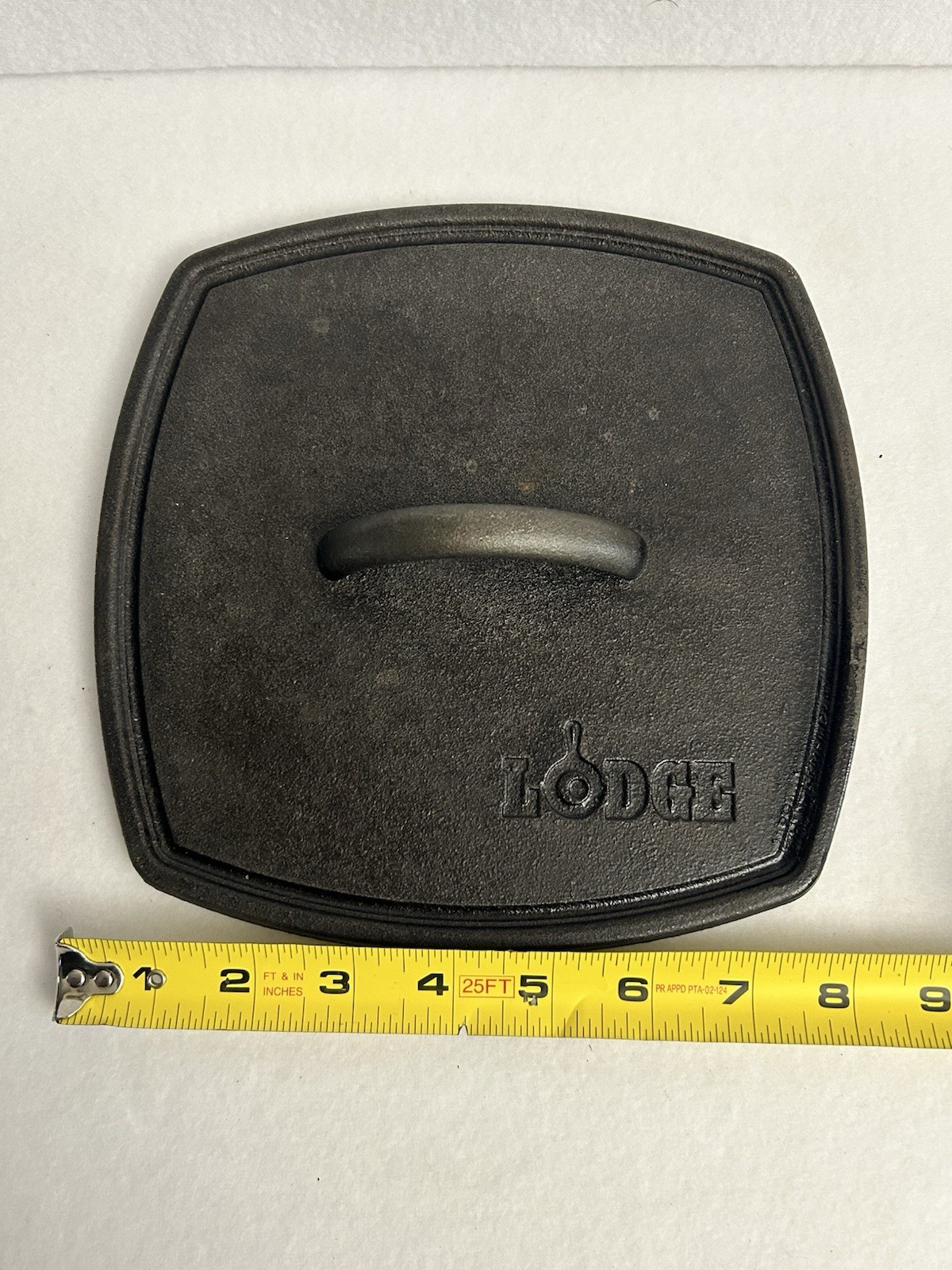 LODGE Flat Cast Iron Grill Burger Panini Press Black Square 8.25” Seasoned