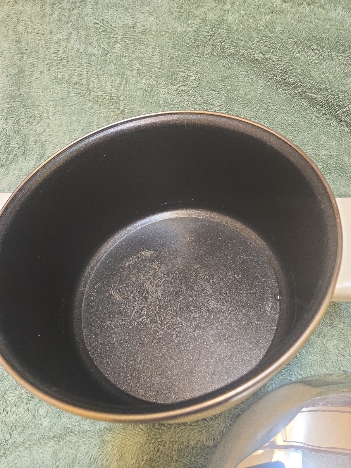 Sitram 5 Qt. Non Stick Aluminum Stock Pot w/Glass Lid White Made in France
