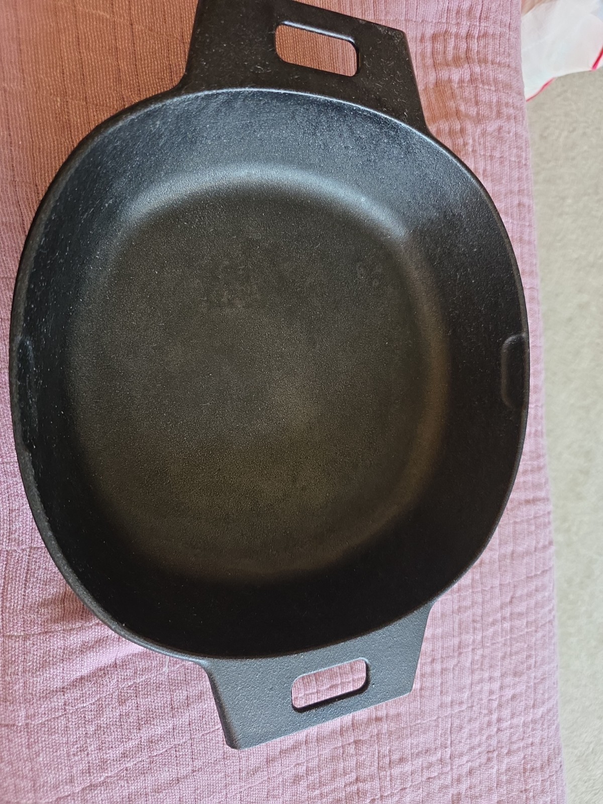 Pampered Chef 10″ Cast Iron Frying Pan 20C