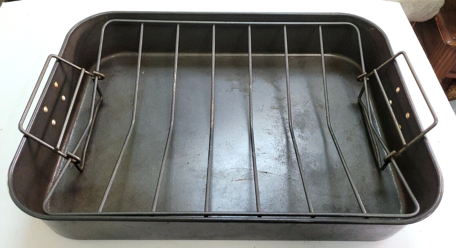 Large Nonstick Roasting Pan & Rack Inner Dimensions 16.5″x12.5″x3″