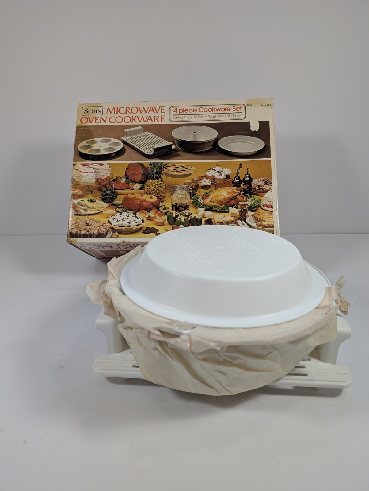 Vintage Sears Microwave Oven Cookware 4 Piece Set Baking Ring Pie Plate Rack USA