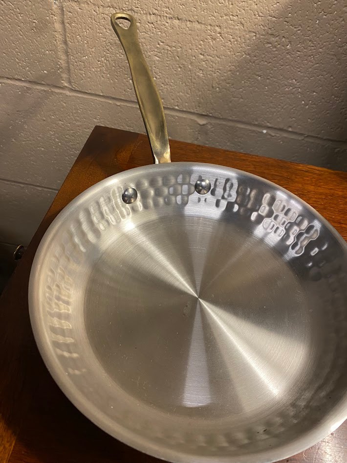 NWOT Mauviel M’ELITE B Hammered 5-Ply Frying Pan With Brass Handle 8″ FREE SHIP