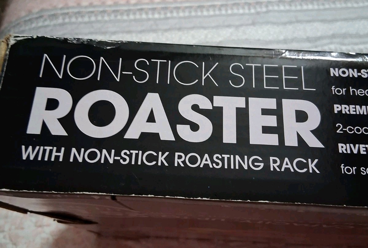 Non-Stick Steel Roaster V-Rack Extra Large 25lb Capacity 17x12x3 New Damaged Box