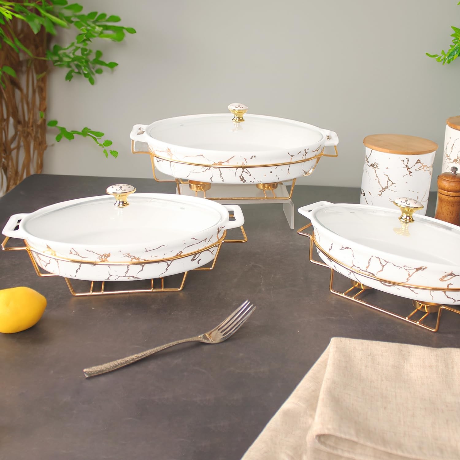 Creativity Home 12″ x 8″ Ceramic Casserole Dish with Glass Cover & Handles 1.7