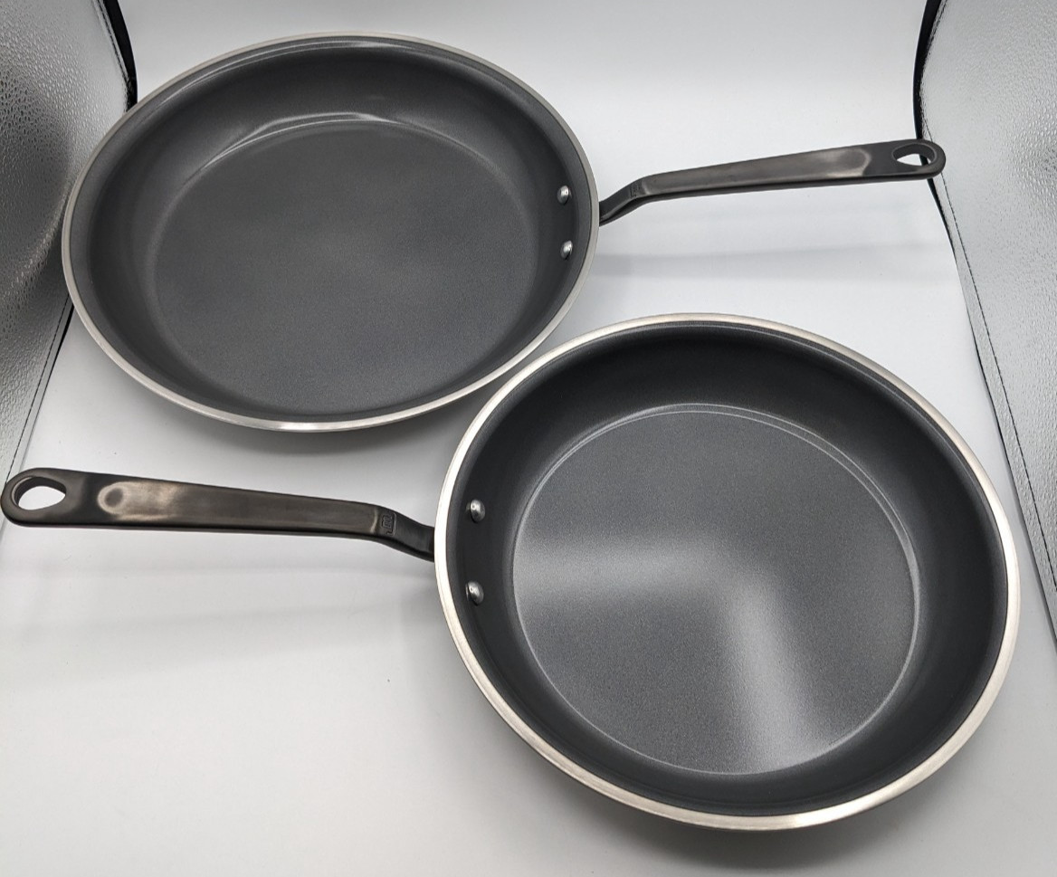 Made In – Cookware 2pc Ceramic Clad Fry Pan Set 10″ & 12″ Nickel/Graphite NOB