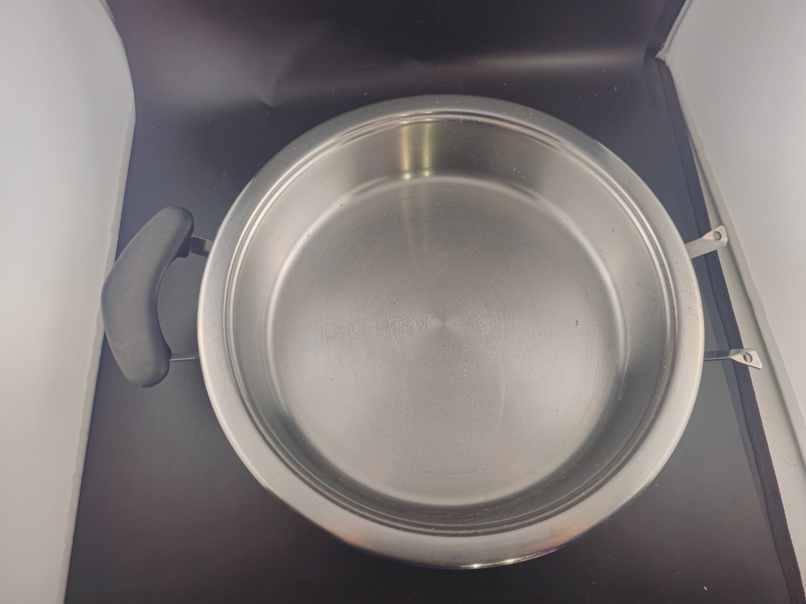 Stainless Steel Induction Cooker Casserole 2 Handles Nature Line 26cm