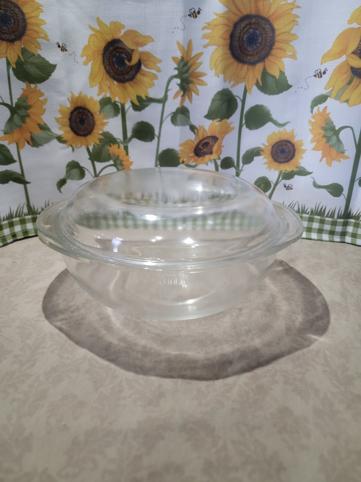 Pyrex Casserole Dish With Lid, Vintage #024, Corning, NY, 8.5″ Diameter