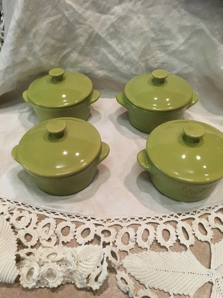 Set of 4 Green Singles Casserole Covered Dish Beautiful