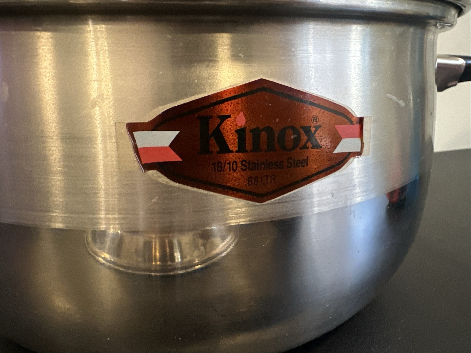 Kinox 8.8 Liter Ltr 28cm Large pot 18/10 Stainless Double handle With lid Used