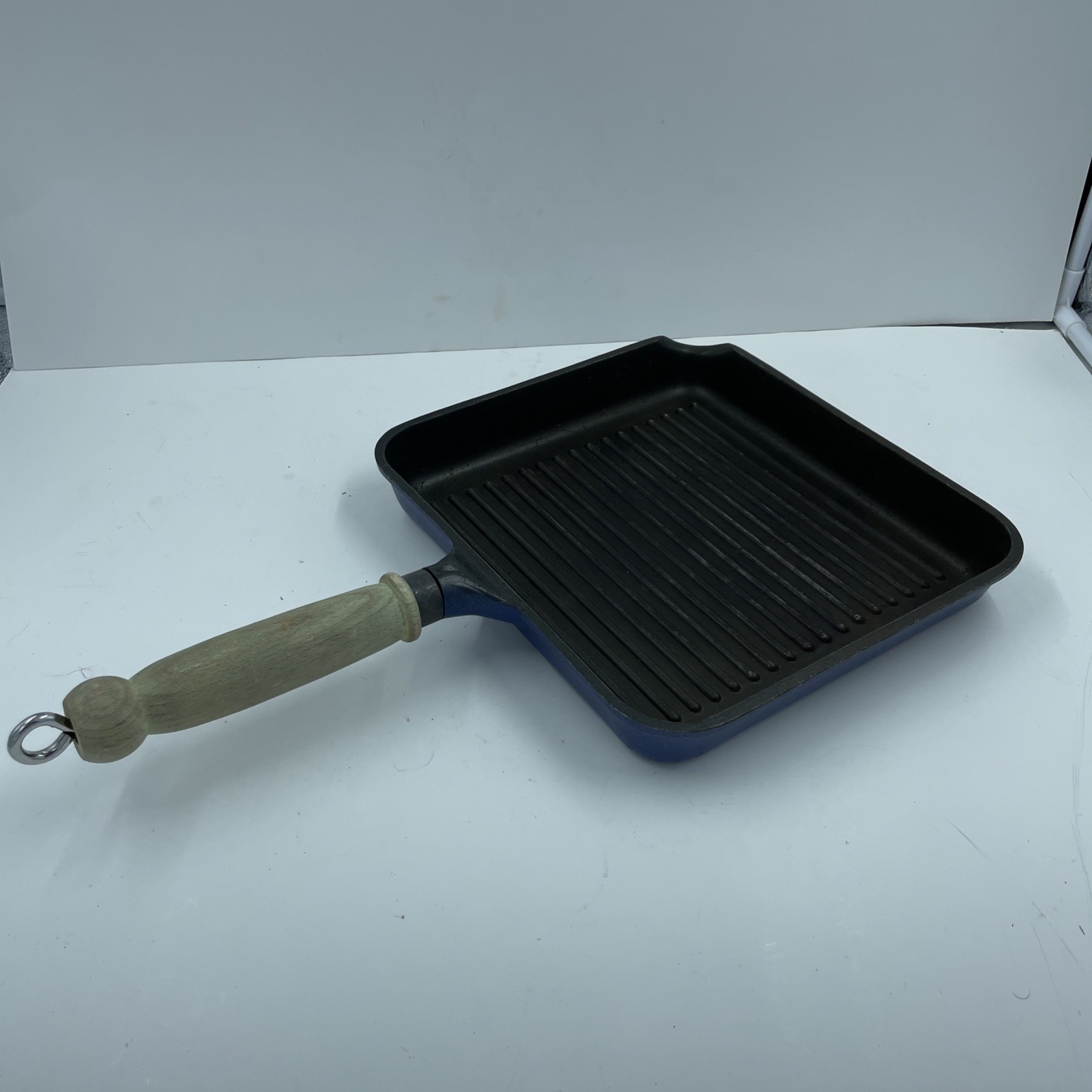 VTG Roch Guss Square Grill Pan Skillet 11 x 11 inches Made in Italy Wood Handle