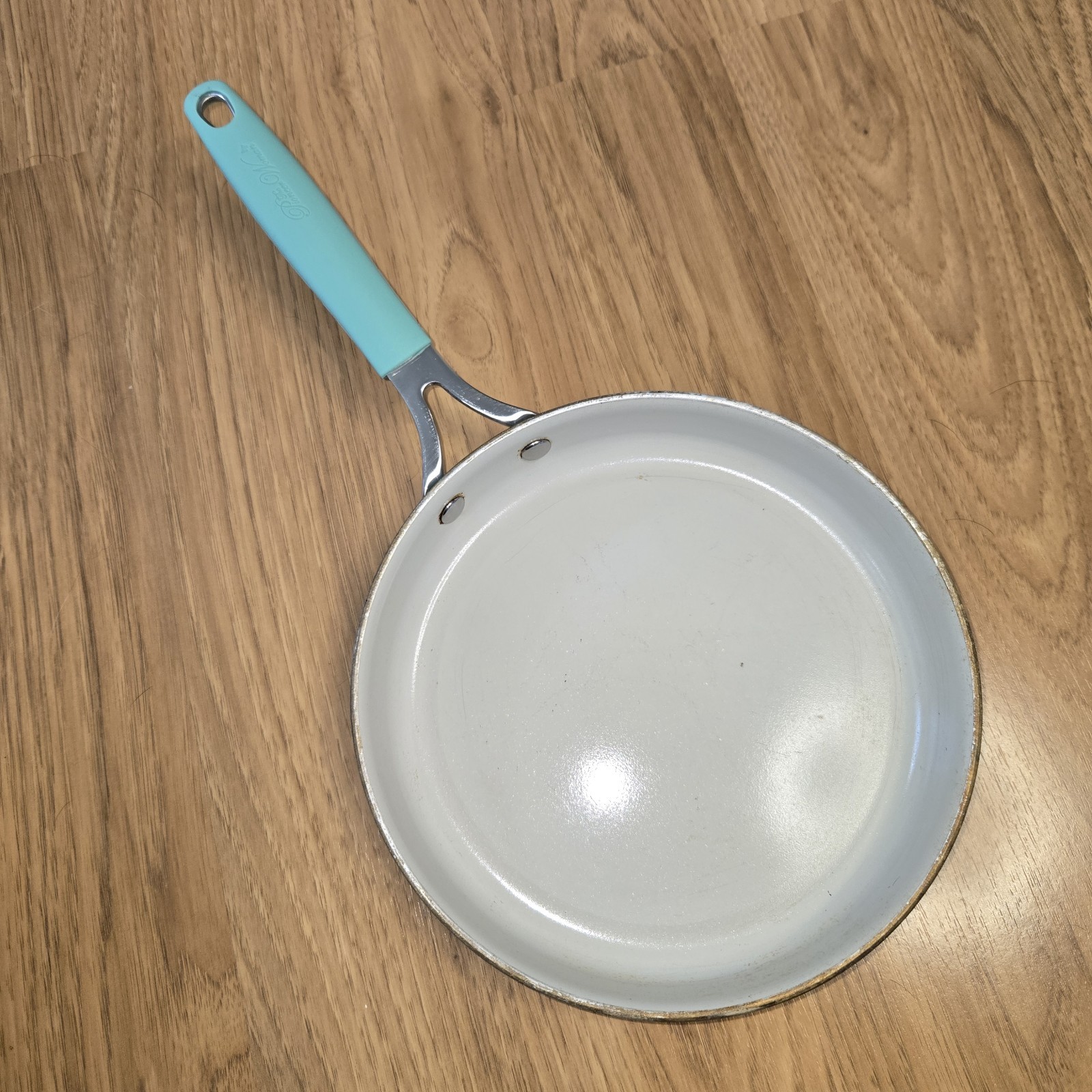 Pioneer Woman Teal and White 8 Inch Skillet with Silicone Handle