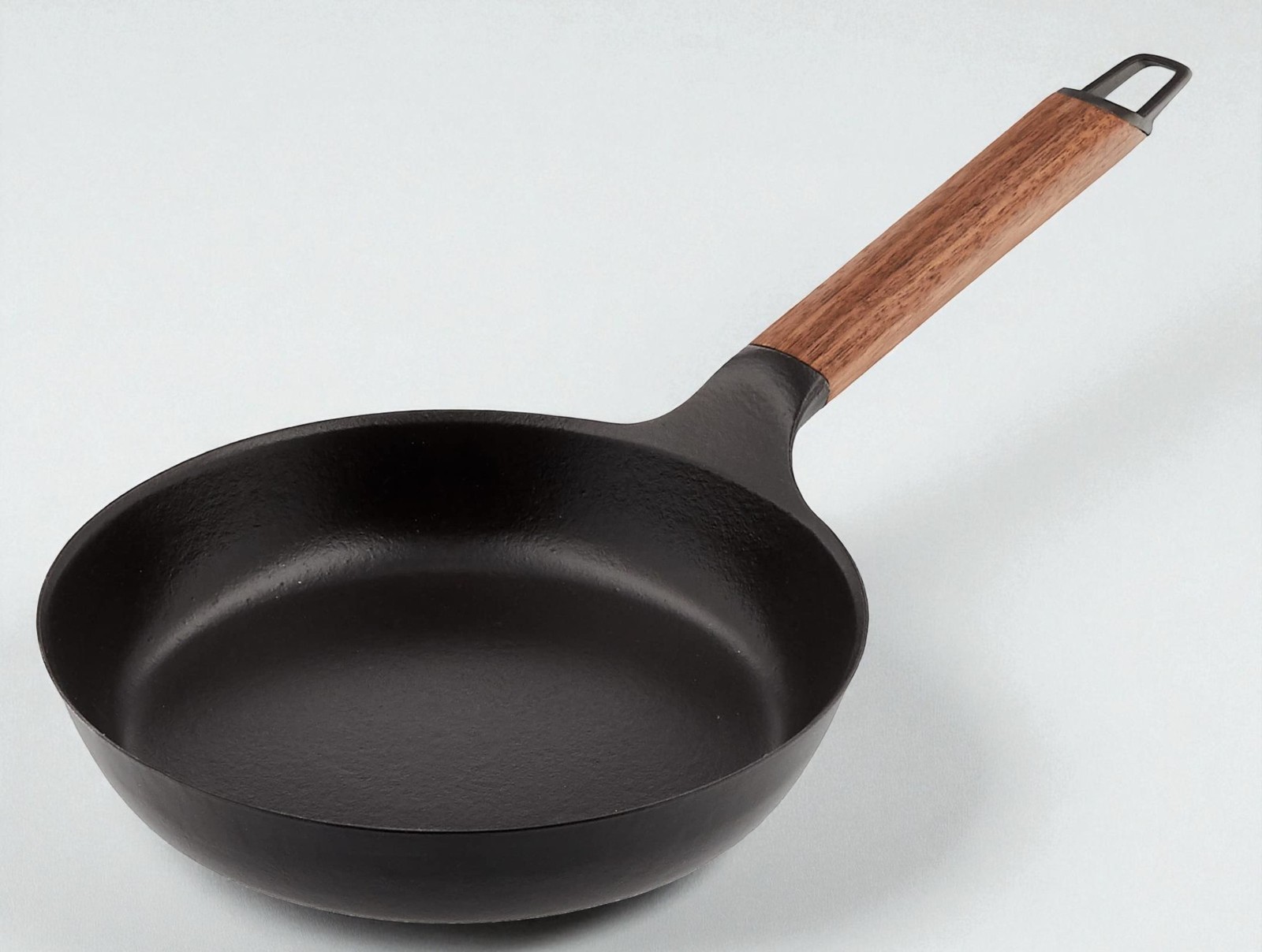 Vermicular Frying Pan 20cm Walnut Handle Cast Iron Enamel IH Gas FP20-WN Japann