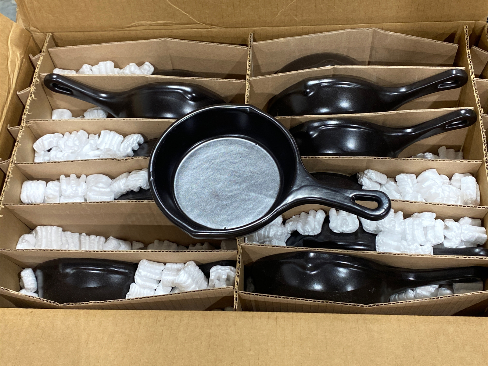Qty.12, Diversified Ceramics DC216 – MB Serving Skillet 6″ 12oz. Brand New