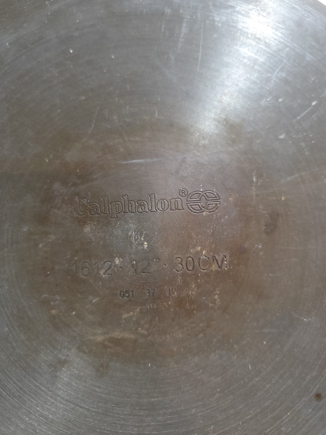 Cooking With Calphalon – 12″ Hard-Anodized Nonstick 1612 w/Glass lid