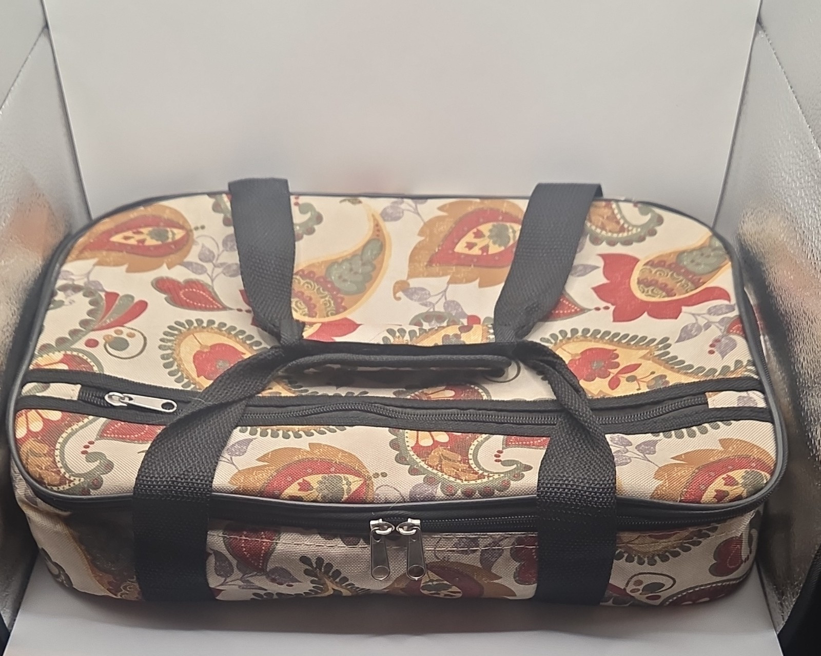 homeessentials Insulated Paisley Lunch Tote Bag with Zipper Fits 13×9 Dish