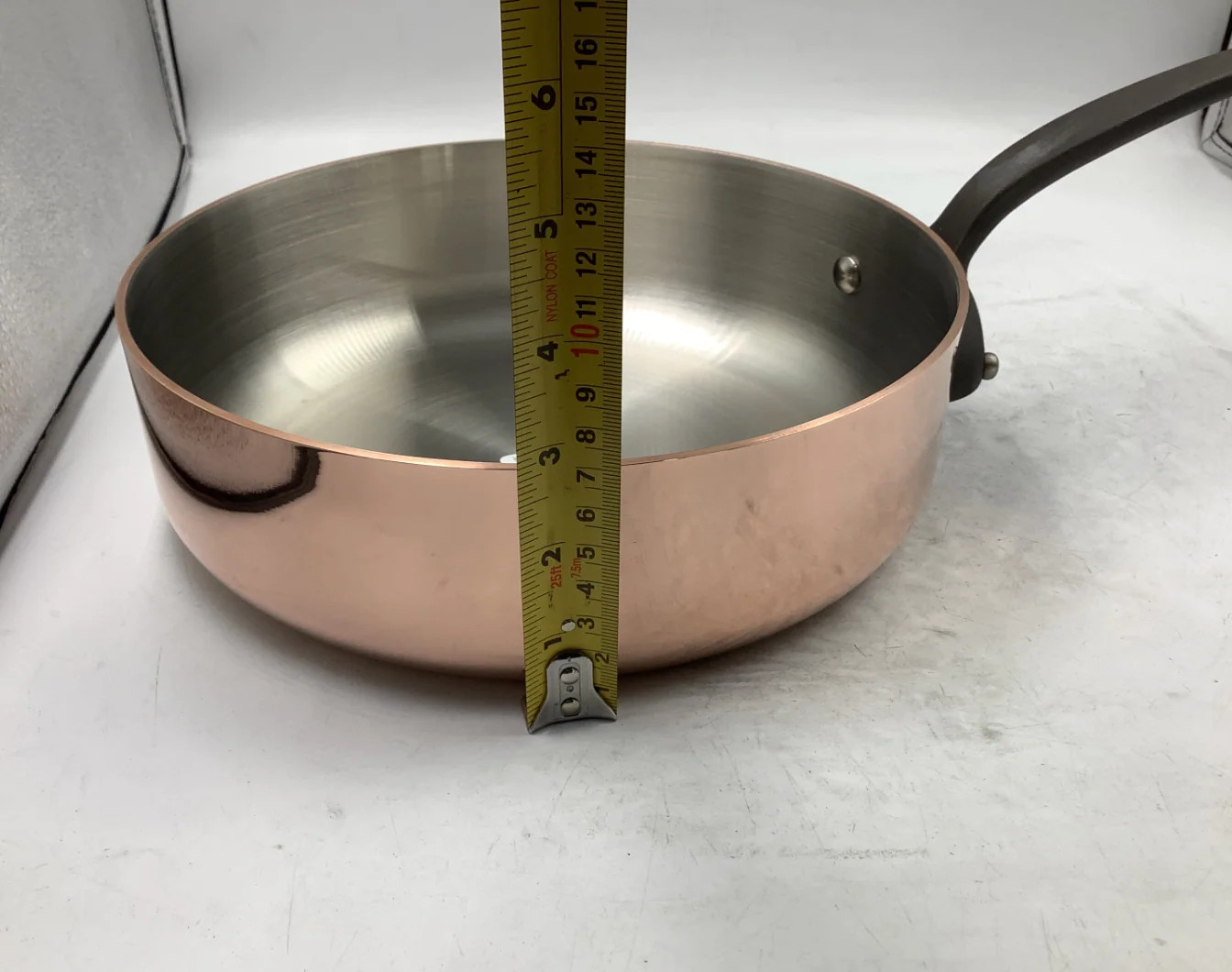 Mauviel M’Heritage 250 CI Copper Saute pan With Lid, Cast Iron Handle, 3.3-Qt