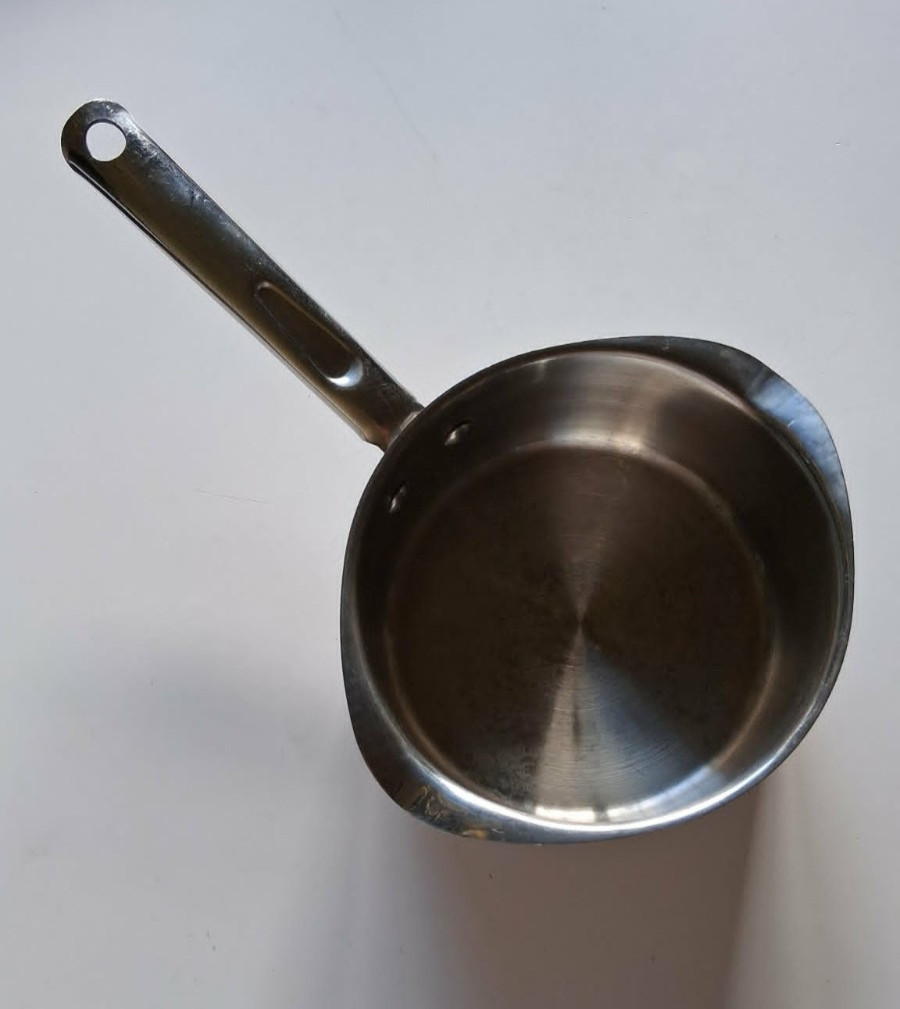 WearEver Stainless Steel 1.5 Qt Sauce Pan Pot Double Pour Spout No Lid