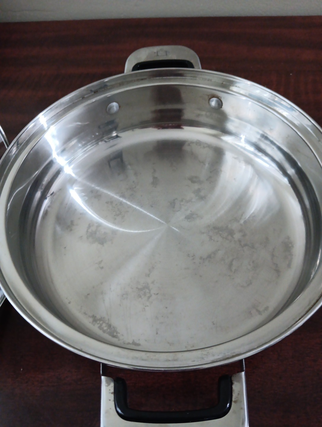 ONEIDA Immaculate Stainless Steel 18/10 Double-Handle Frying Sauce Pan with Lid