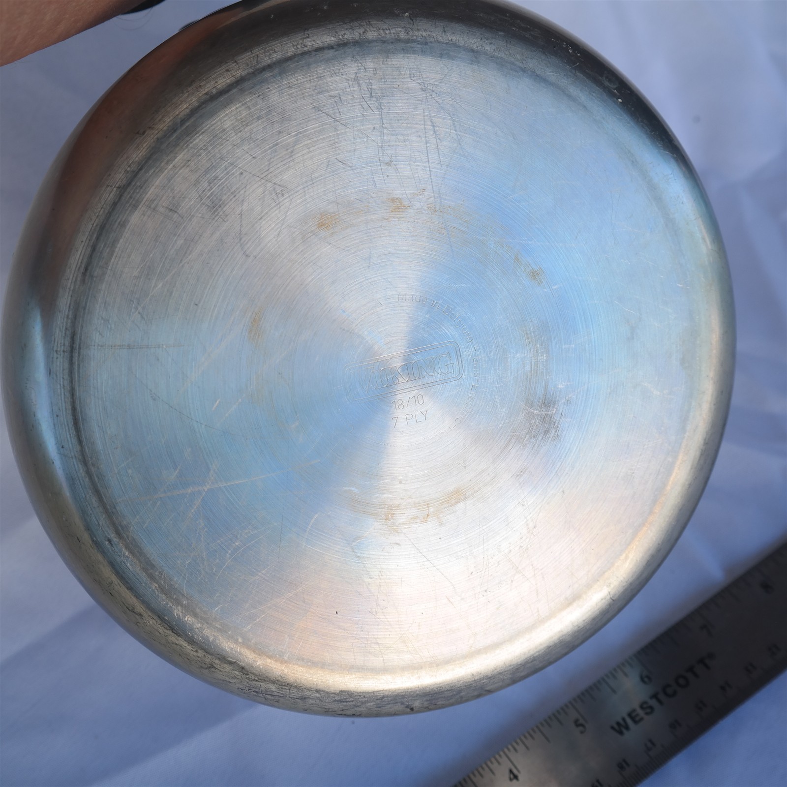 VIKING 7 Ply 2.5 qt 7 3/8″ dia Professional Saucepan Belgium made 18/10 W/ Lid