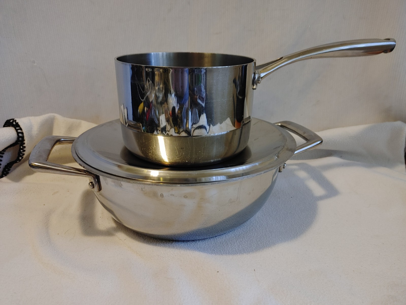 TRAMONTINA TRI PLY CLAD STAINLESS SAUCE PANS 2 QT NO LID & 4 QT SAUCIER W/ LID