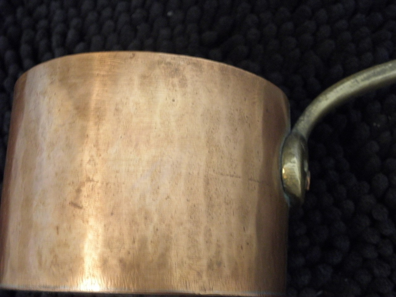 Vintage high quality hammered copper sauce pan