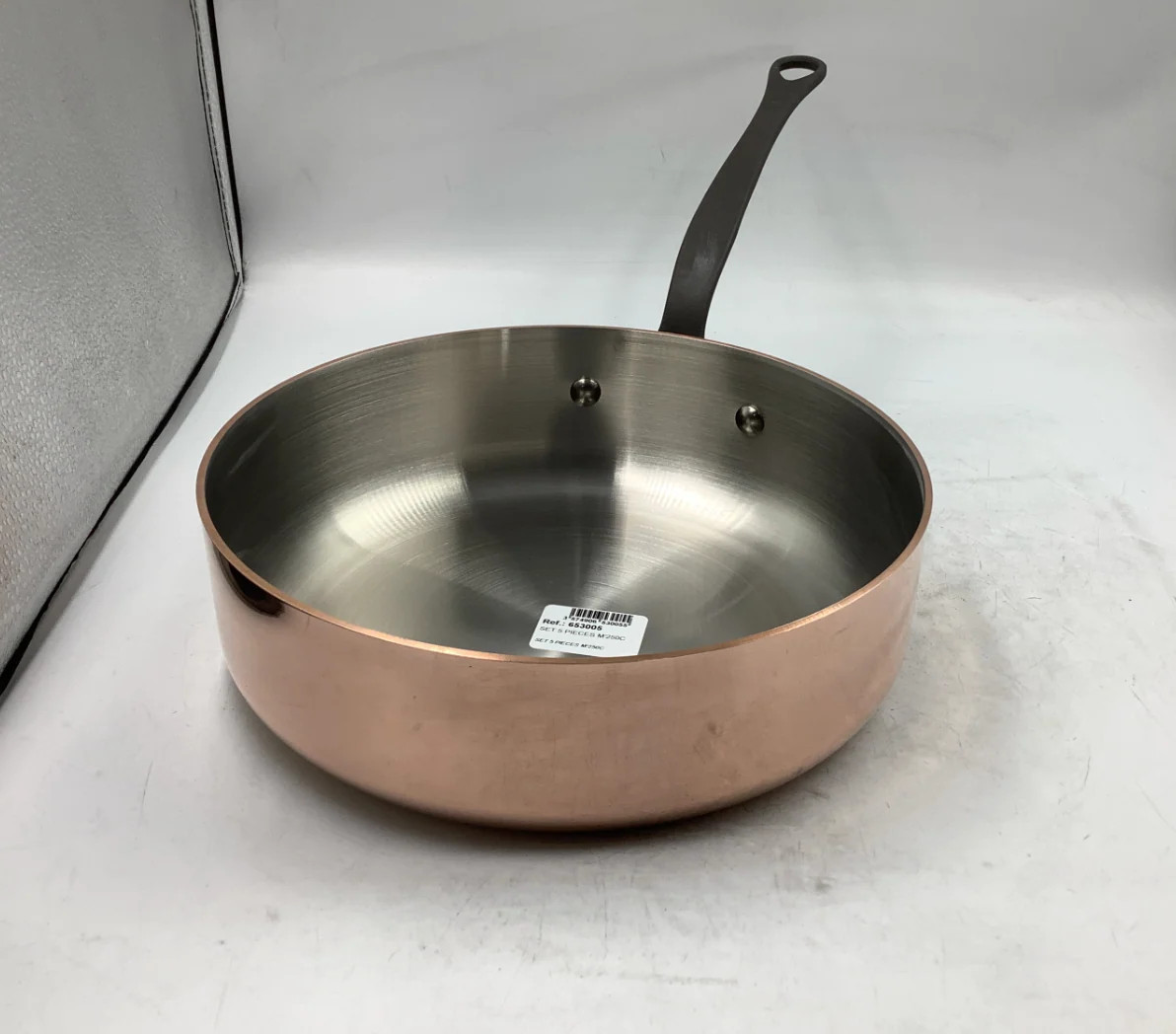 Mauviel M’Heritage 250 CI Copper Saute pan With Lid, Cast Iron Handle, 3.3-Qt