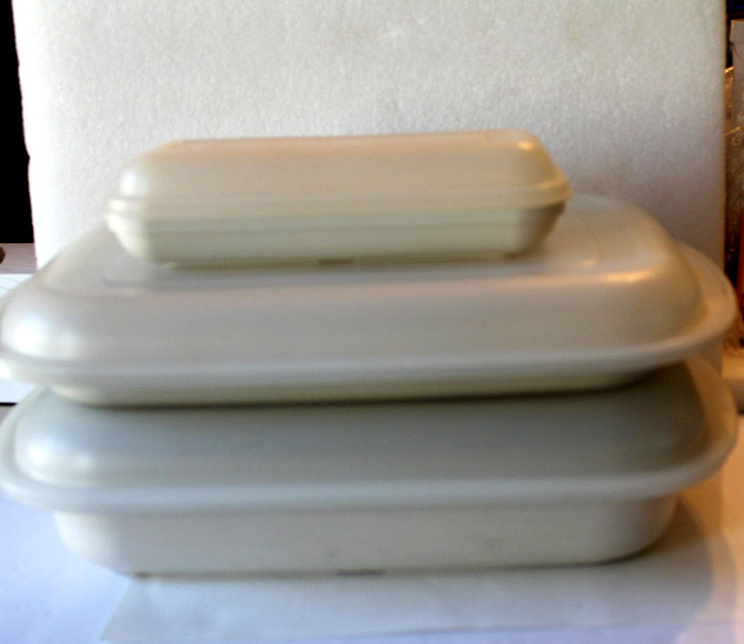 Vtg Tupperware Ultra 21 Casserole Dish 1742 Lid 1744, 1768-3 Lid 1769, 1741-4