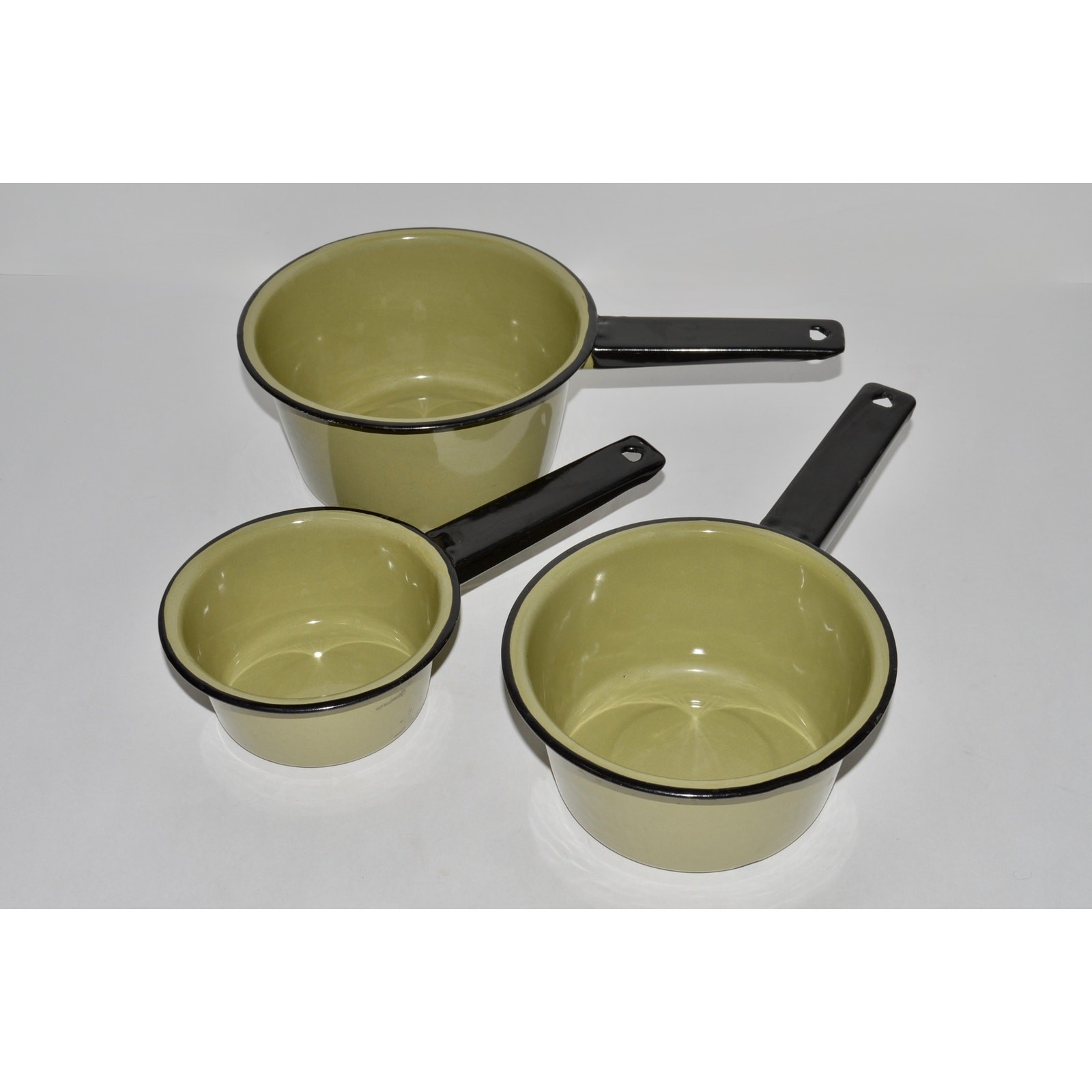 Vintage Set of 3 Avocado Green Enamel Saucepan, 1970s Kitchen, Metal Saucepans