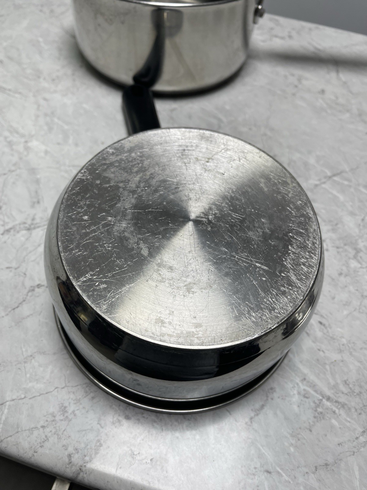 2 Stainless Steel 1L & 2.5L Cooking Pots Saucepans Unbranded