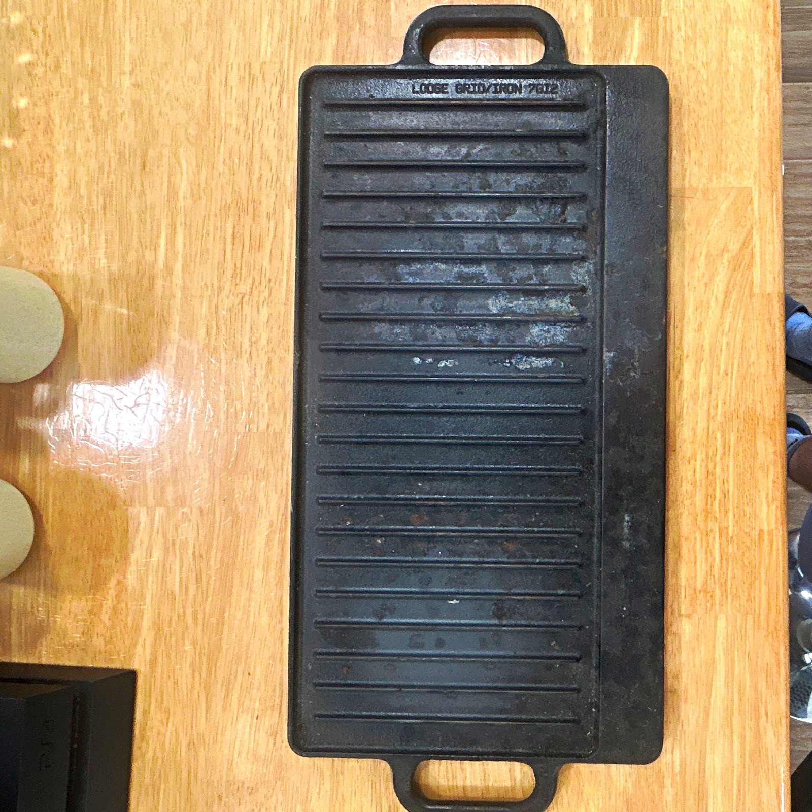 Lodge Cast Iron Reversible Grill/Griddle Pan Double Handle Black PG14