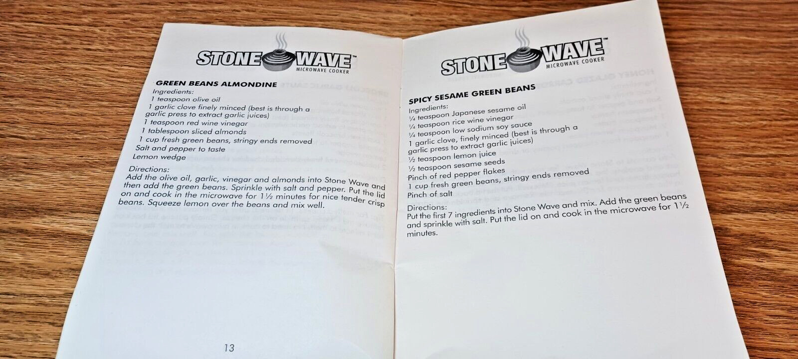 Stone Wave Microwave Stoneware Cookers SET OF TWO (2) WITH RECIPES