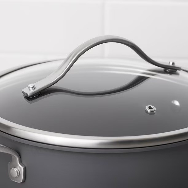 Member’s Mark 15-Piece Hard Anodized Nonstick Aluminum Cookware Set