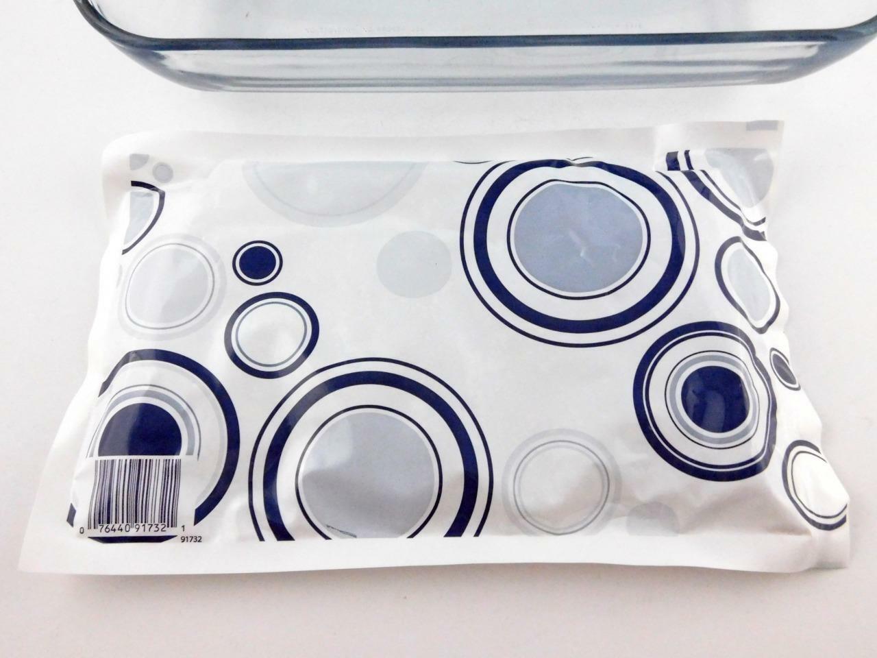 ANCHOR HOCKING 4 PC Bake-N-Take Set Open Box in Package Blue Case