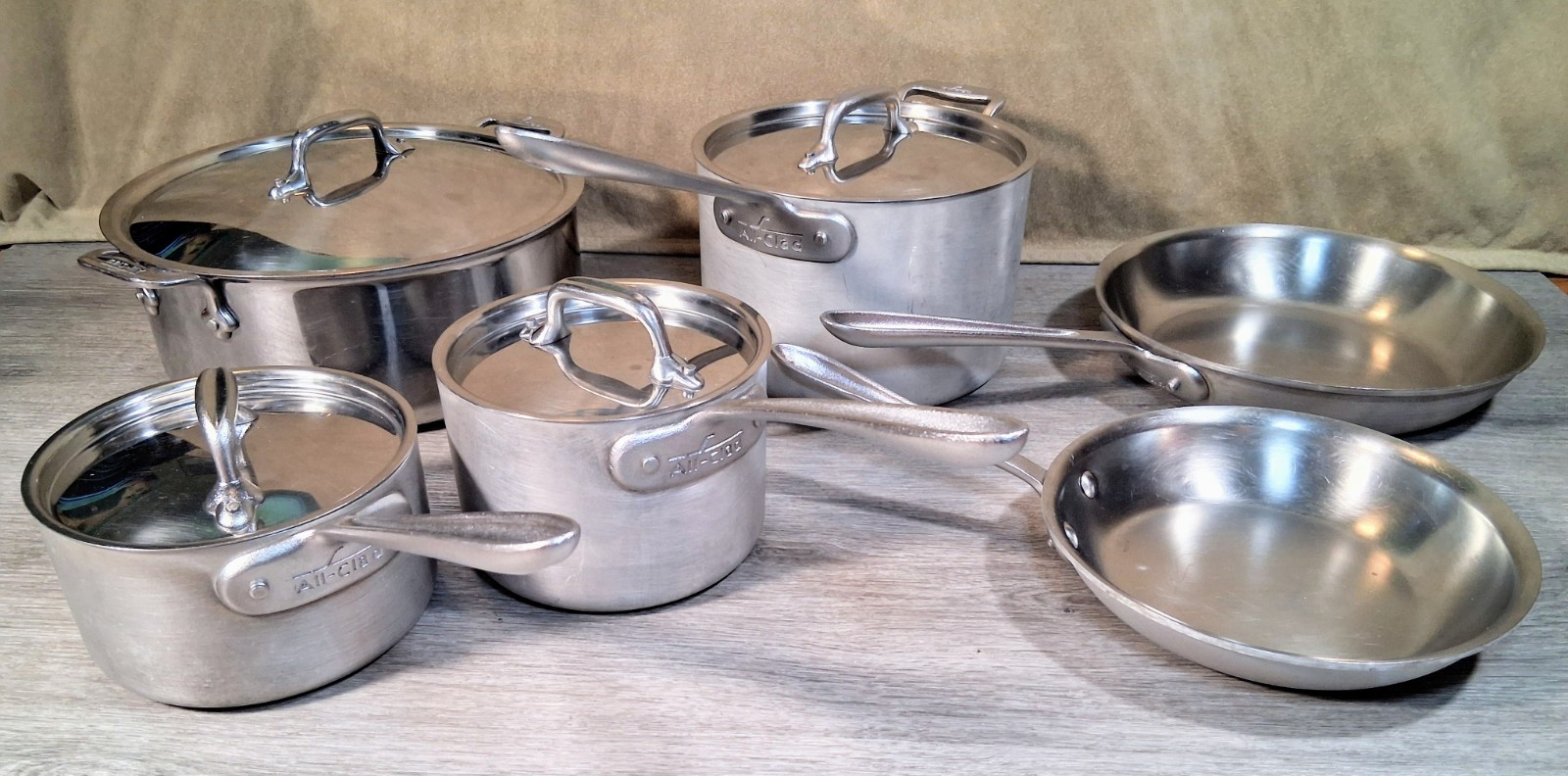 All-Clad Master Chef Cookware Set (10 Nice Pcs. Pots/Pans/Lids) Very Clean