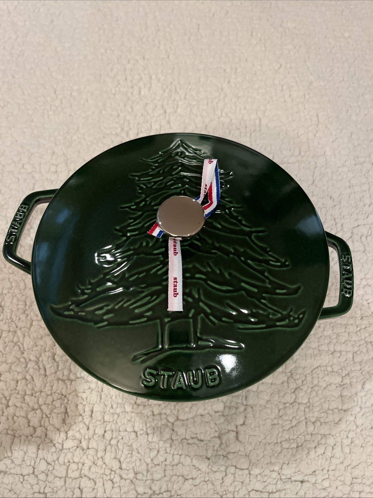 STAUB Christmas Pine Tree French Oven Basil Coco New 3.75 Qt
